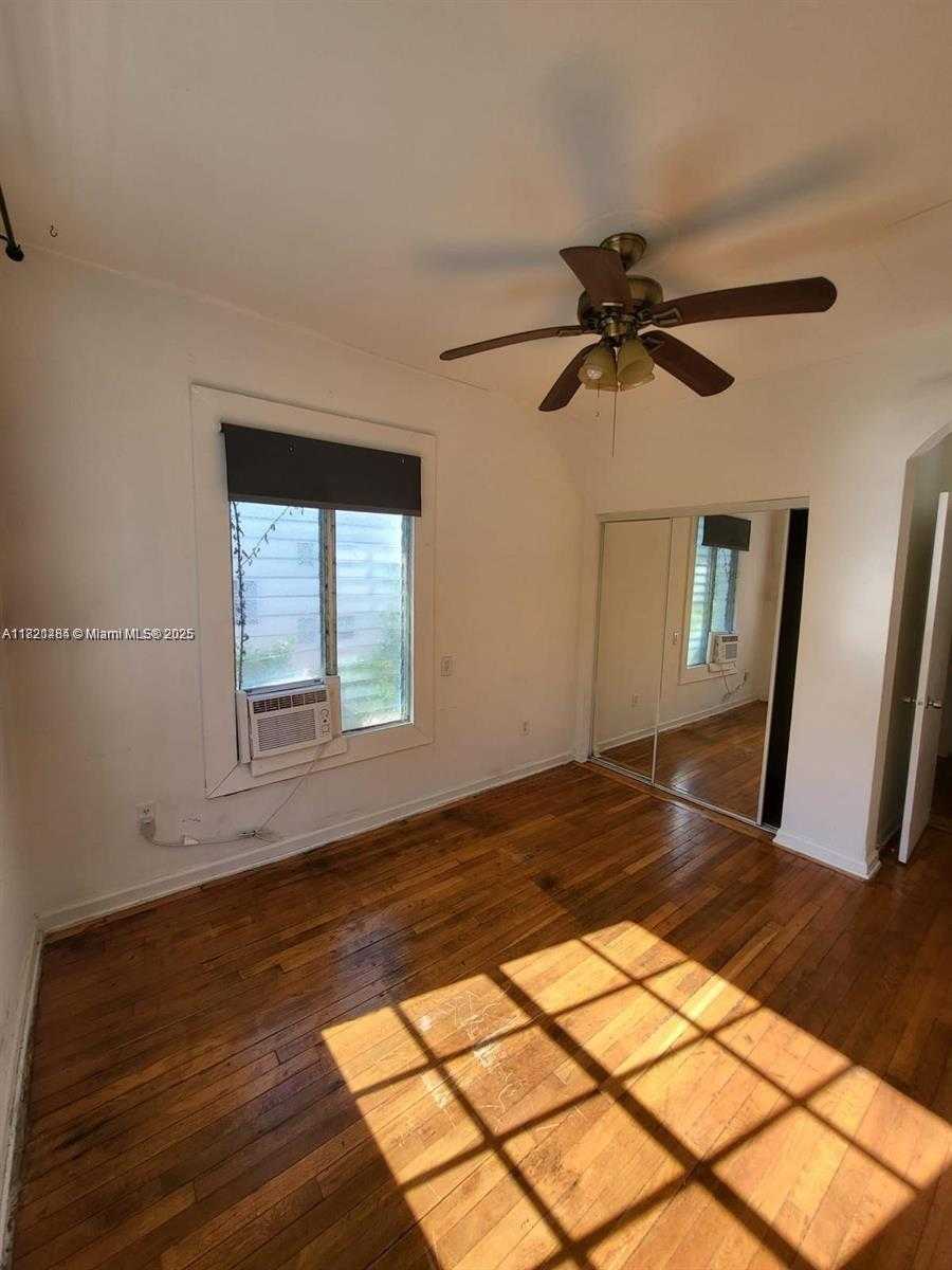 Small Image of 842 MERIDIAN AVE #3A, Miami Beach Number 5