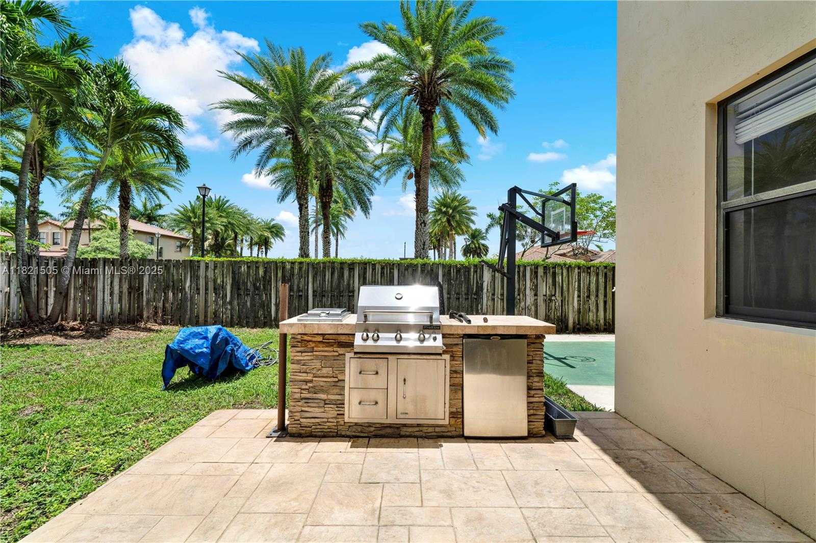 Small Image of 11923 SOUTH WEST 155TH CT, Miami Number 22