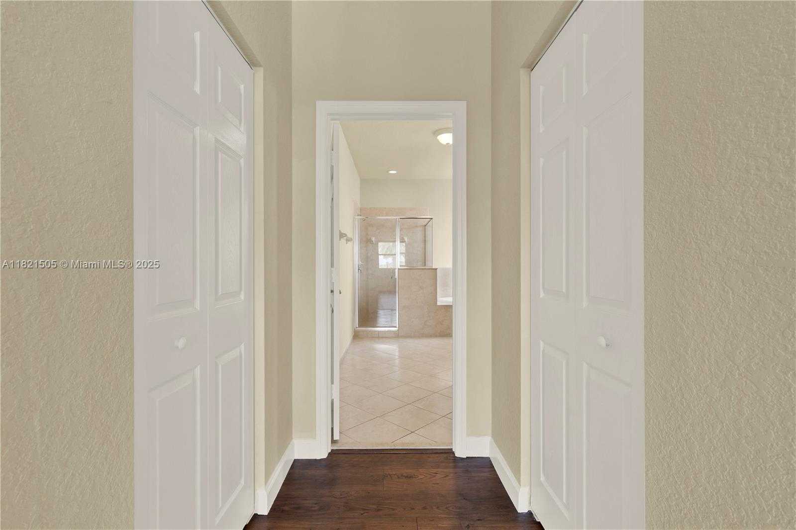 Small Image of 11923 SOUTH WEST 155TH CT, Miami Number 9