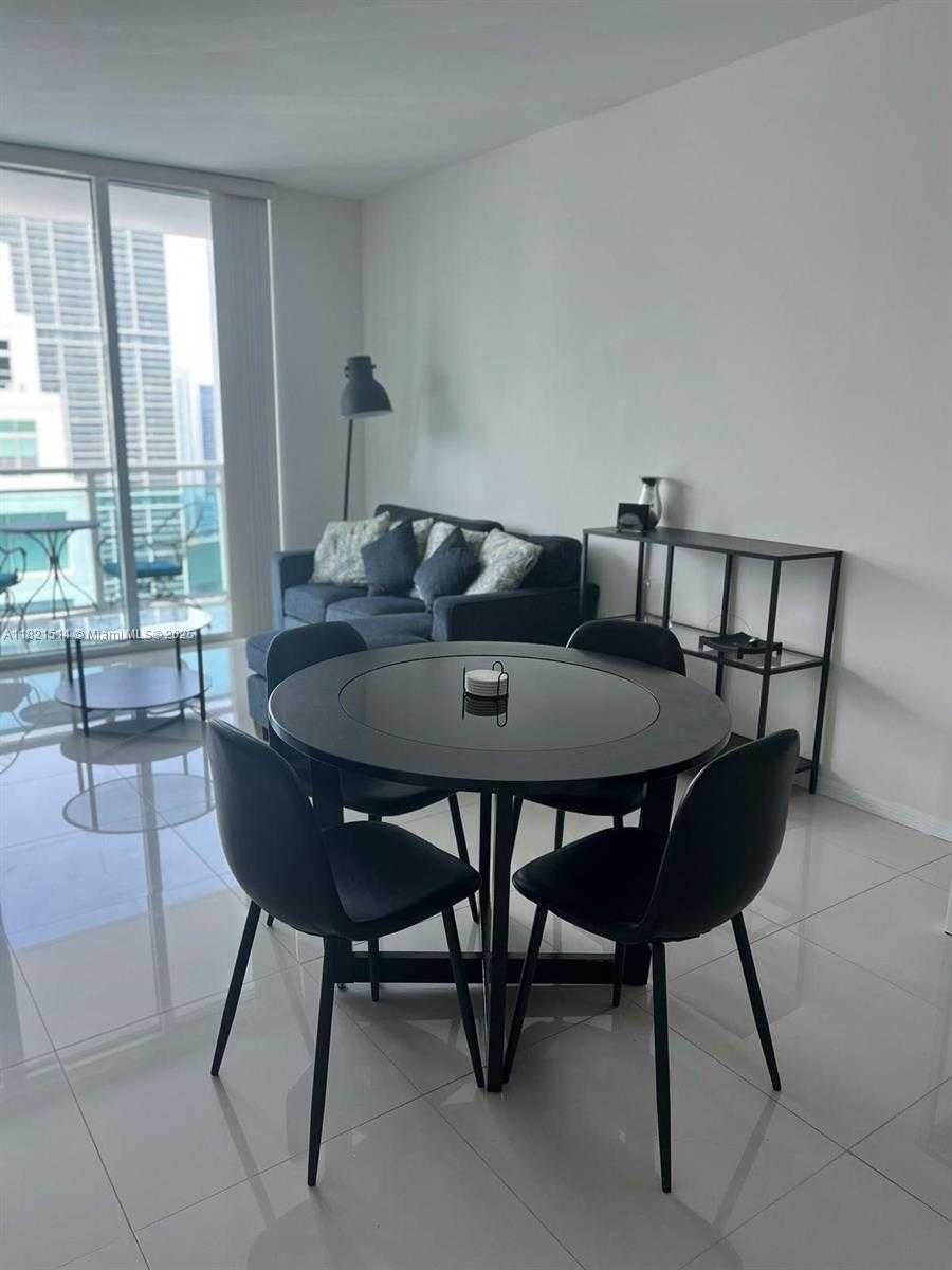Small Image of 950 BRICKELL BAY DR #3302, Miami Number 5