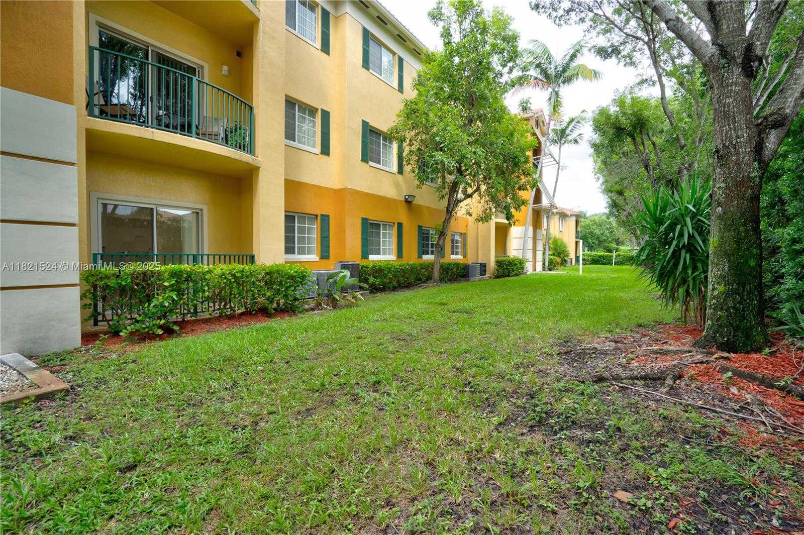 Small Image of 7200 NORTH WEST 114TH AVE #105, Doral Number 19