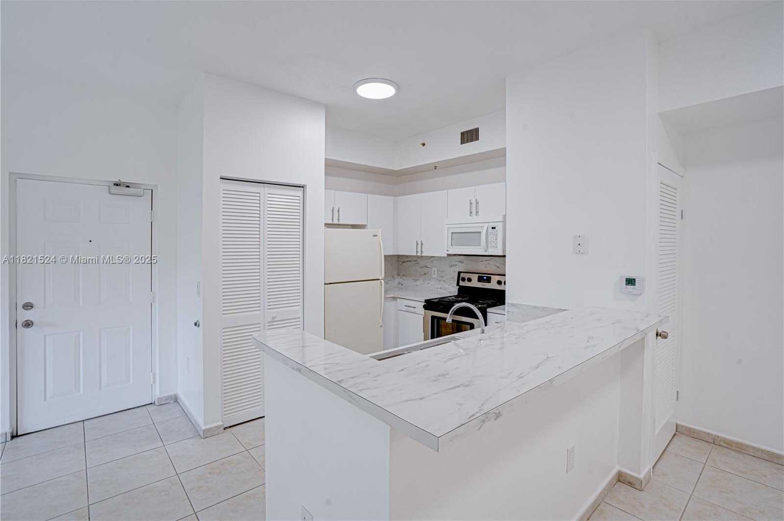 Small Image of 7200 NORTH WEST 114TH AVE #105, Doral Number 2