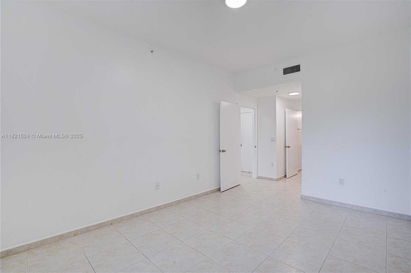 Small Image of 7200 NORTH WEST 114TH AVE #105, Doral Number 8