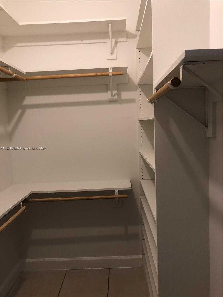 Small Image of 10932 NORTH WEST 69 ST, Doral Number 10
