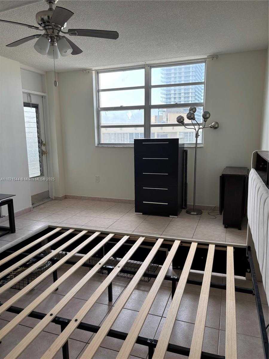 Small Image of 1833 SOUTH OCEAN DR #1203, Hallandale Beach Number 11