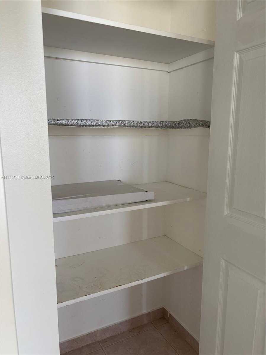 Small Image of 1833 SOUTH OCEAN DR #1203, Hallandale Beach Number 18