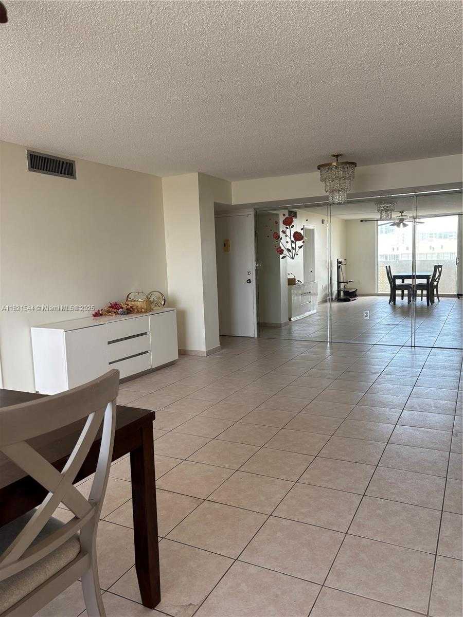 Small Image of 1833 SOUTH OCEAN DR #1203, Hallandale Beach Number 8