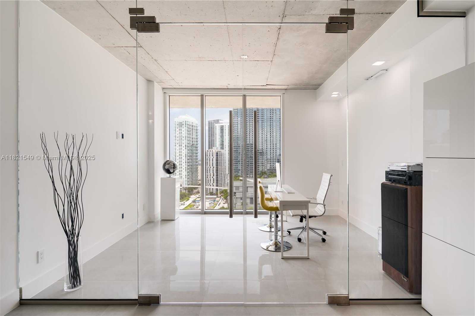 Small Image of 690 SOUTH WEST 1ST CT #2312, Miami Number 10