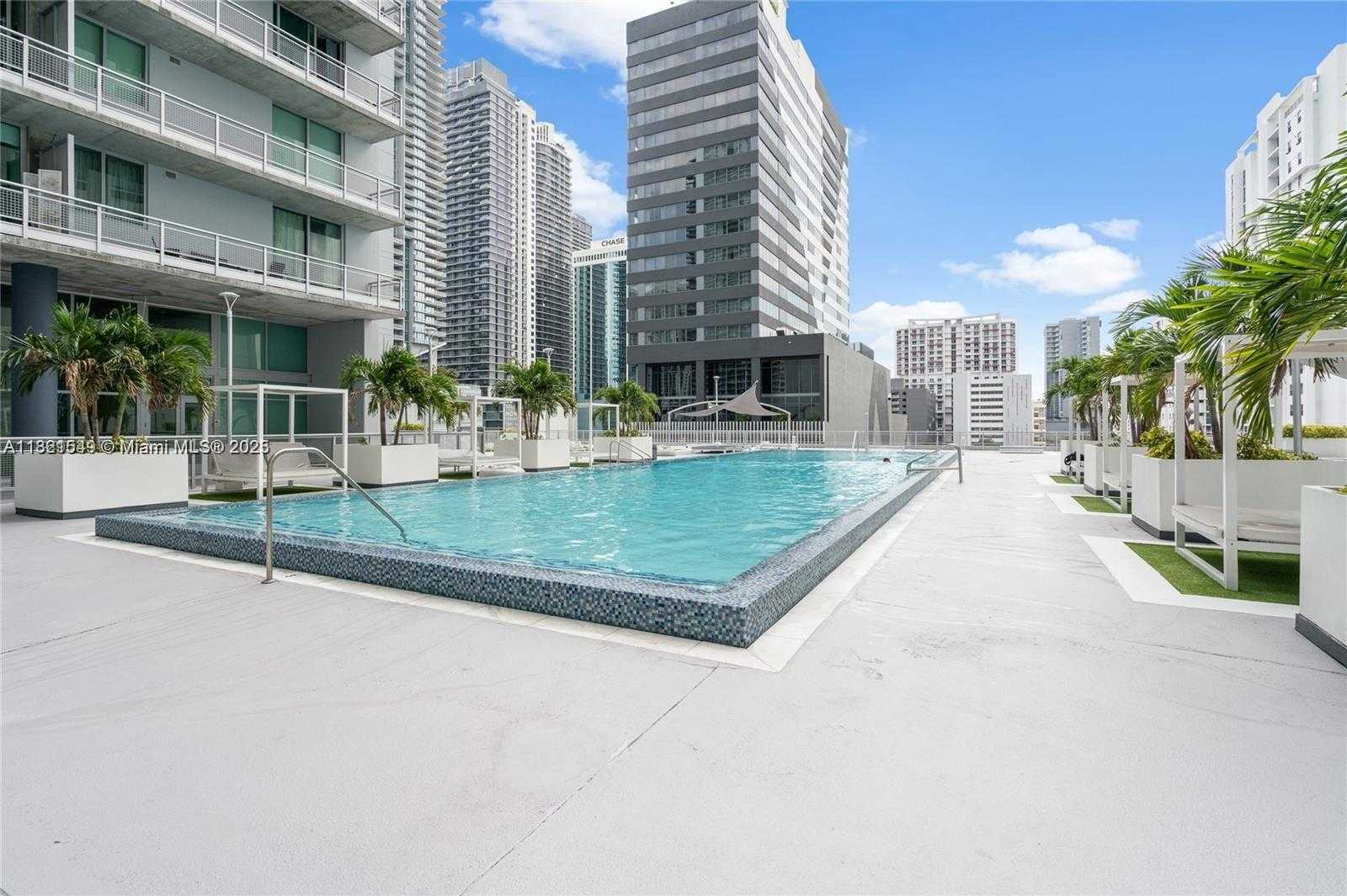 Small Image of 690 SOUTH WEST 1ST CT #2312, Miami Number 17