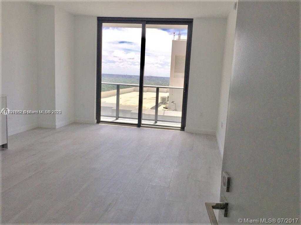 Small Image of 55 SOUTH WEST 9TH ST #3007, Miami Number 16