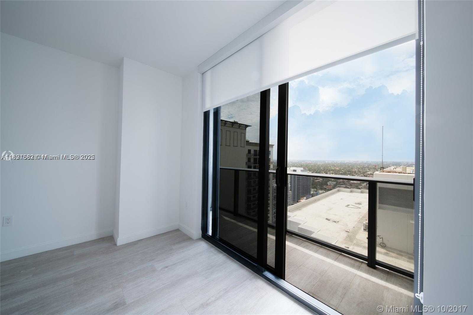 Small Image of 55 SOUTH WEST 9TH ST #3007, Miami Number 7