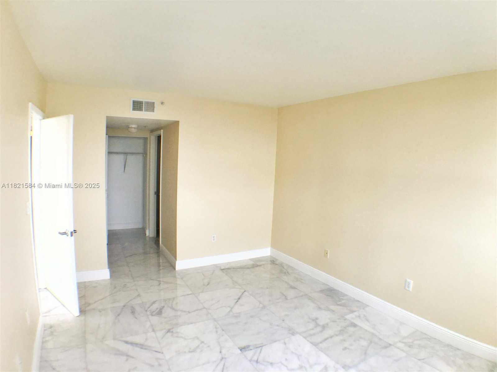 Small Image of 650 WEST AVE #2012, Miami Beach Number 12