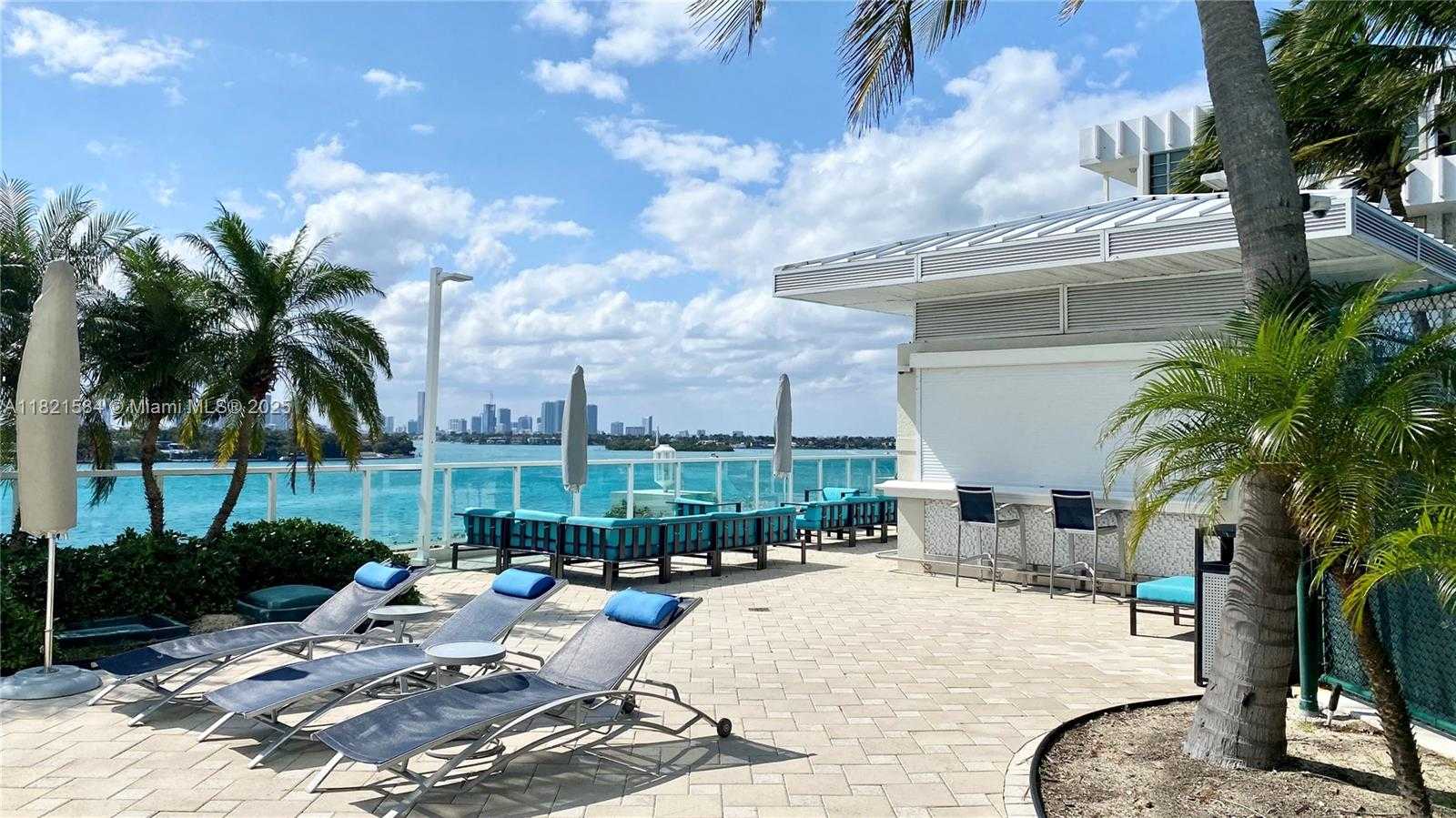 Small Image of 650 WEST AVE #2012, Miami Beach Number 25