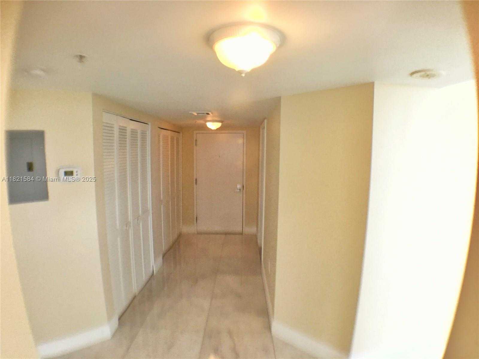 Small Image of 650 WEST AVE #2012, Miami Beach Number 9