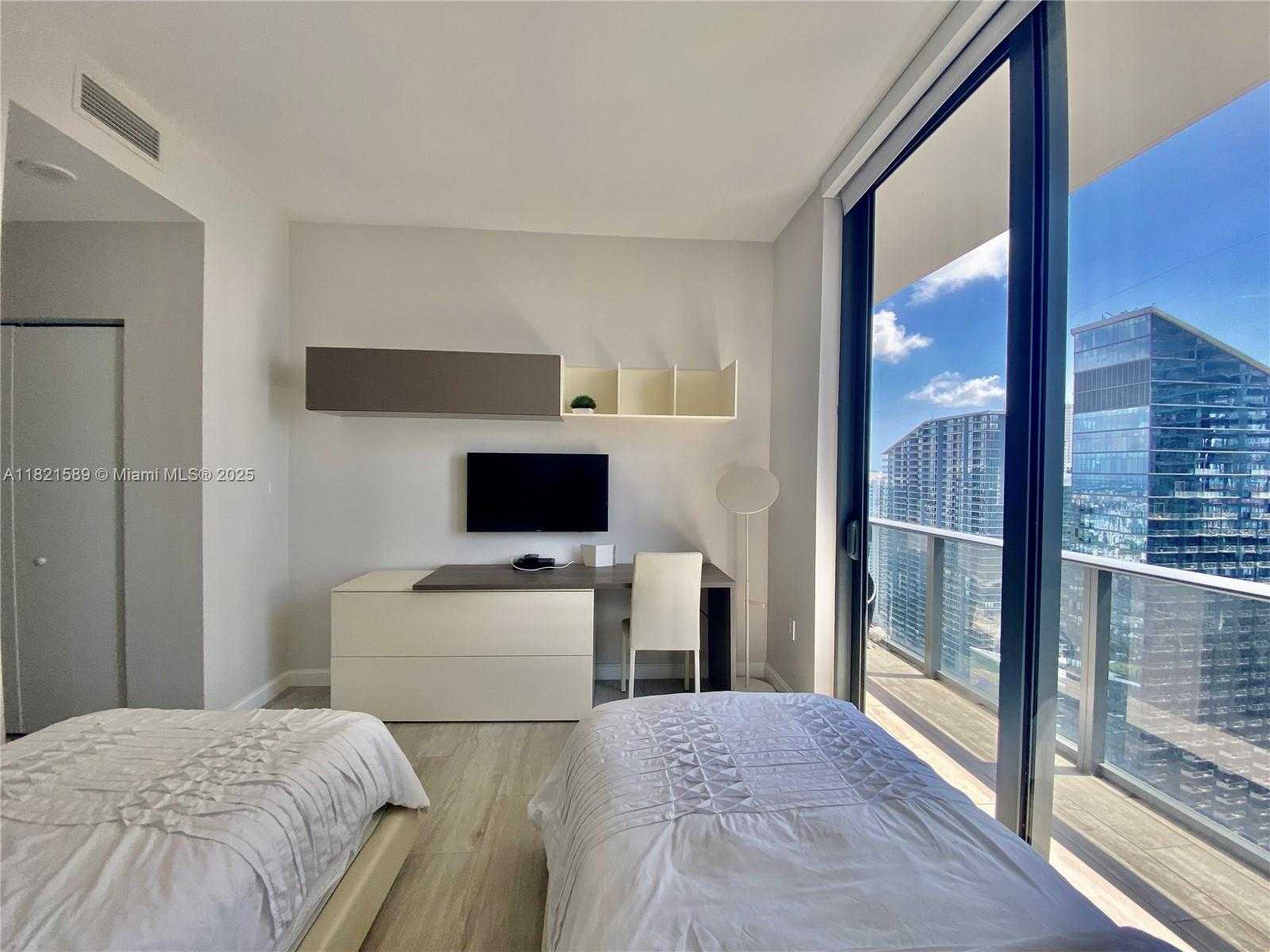 Small Image of 55 SOUTH WEST 9TH ST #4201, Miami Number 17