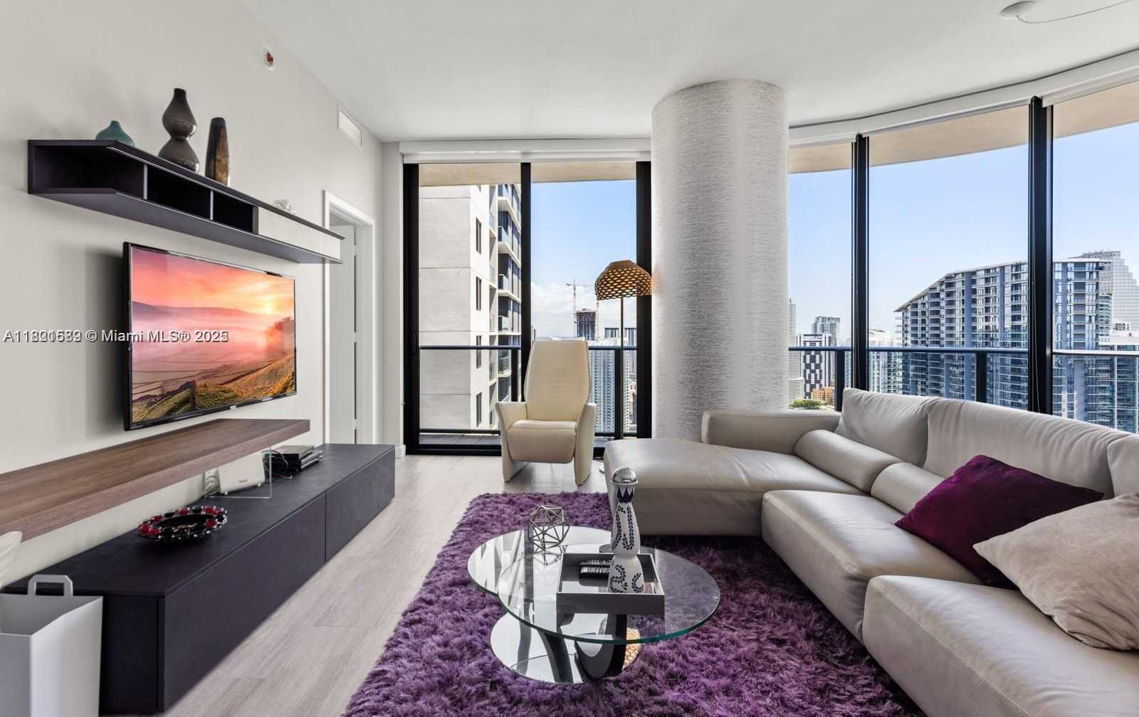 Small Image of 55 SOUTH WEST 9TH ST #4201, Miami Number 4