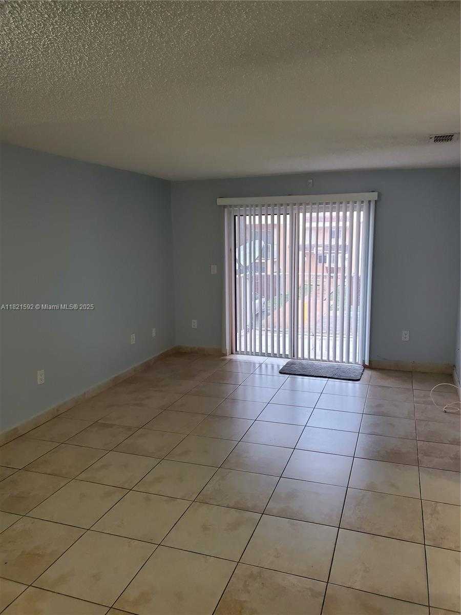 Small Image of 14901 SOUTH WEST 80TH ST #209, Miami Number 4