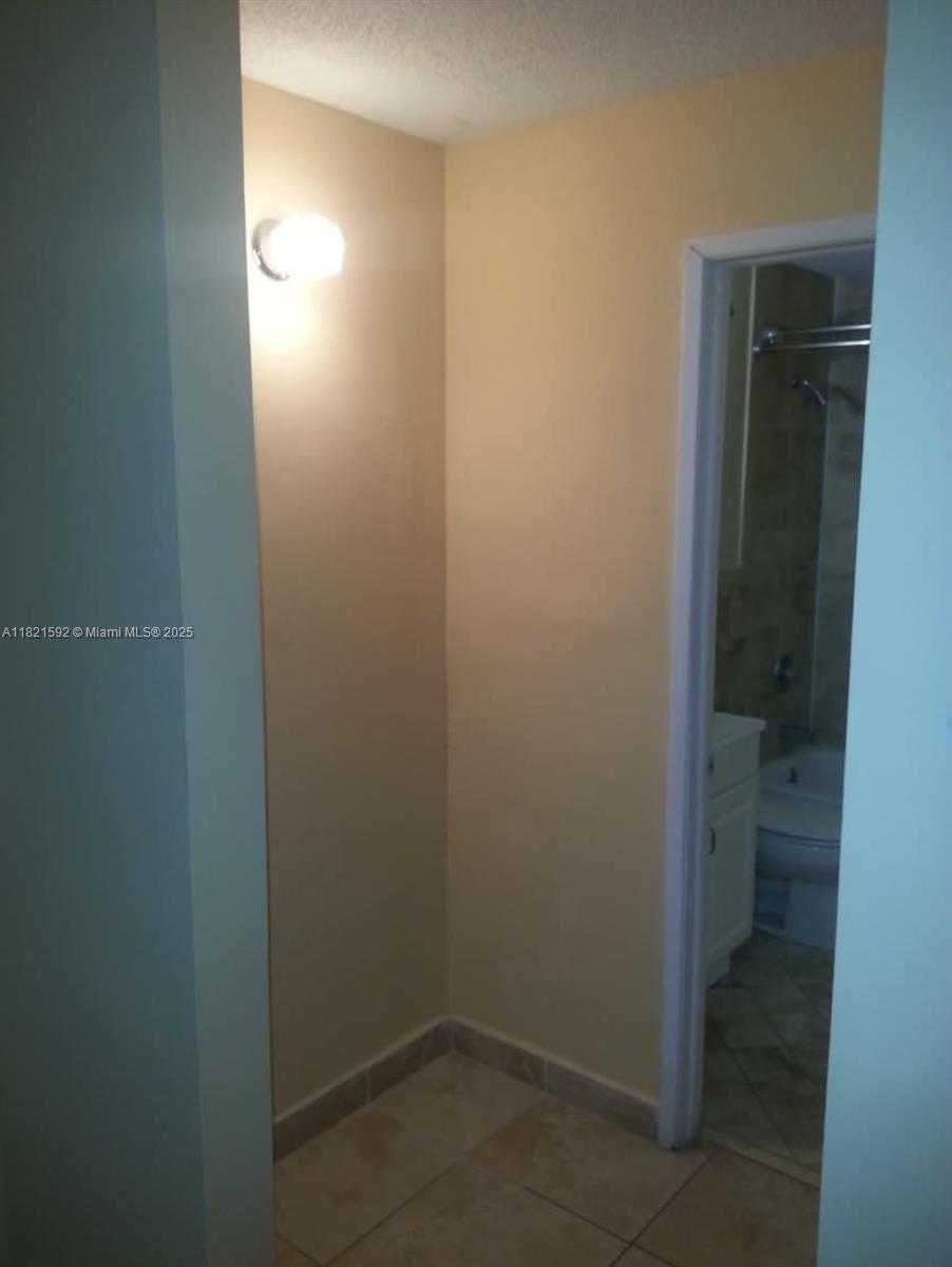 Small Image of 14901 SOUTH WEST 80TH ST #209, Miami Number 5