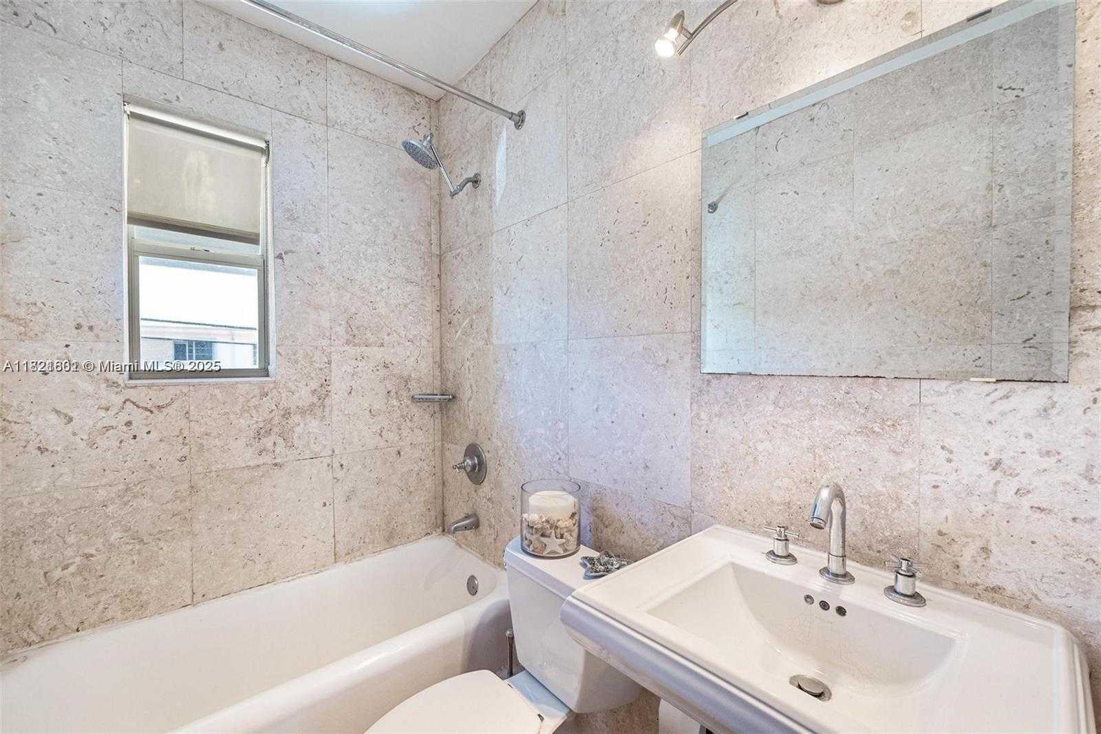 Small Image of 4015 NORTH MERIDIAN AVE #6, Miami Beach Number 12