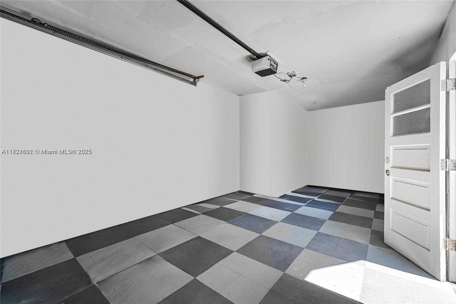 Small Image of 4015 NORTH MERIDIAN AVE #6, Miami Beach Number 13