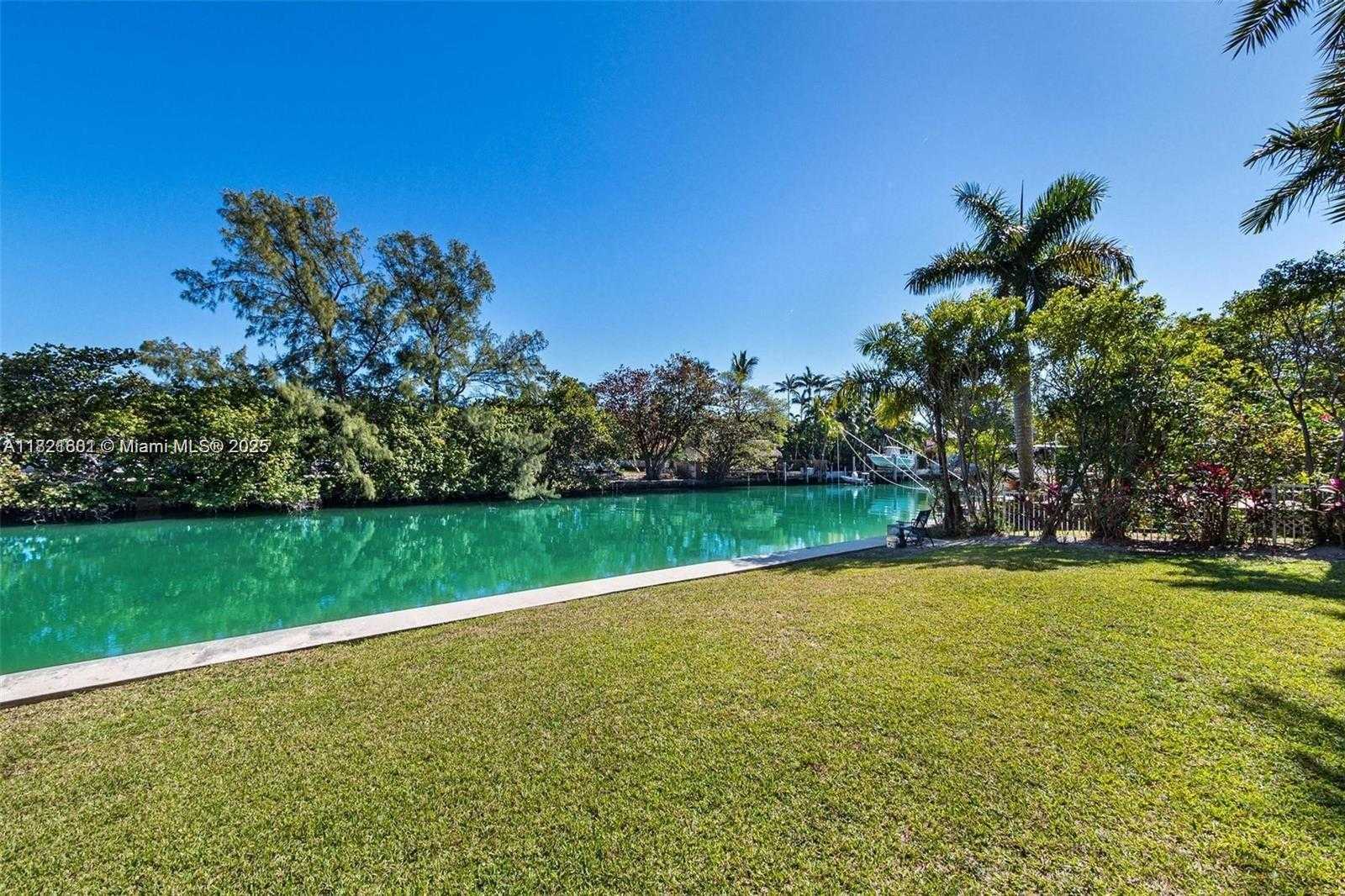 Small Image of 4015 NORTH MERIDIAN AVE #6, Miami Beach Number 18