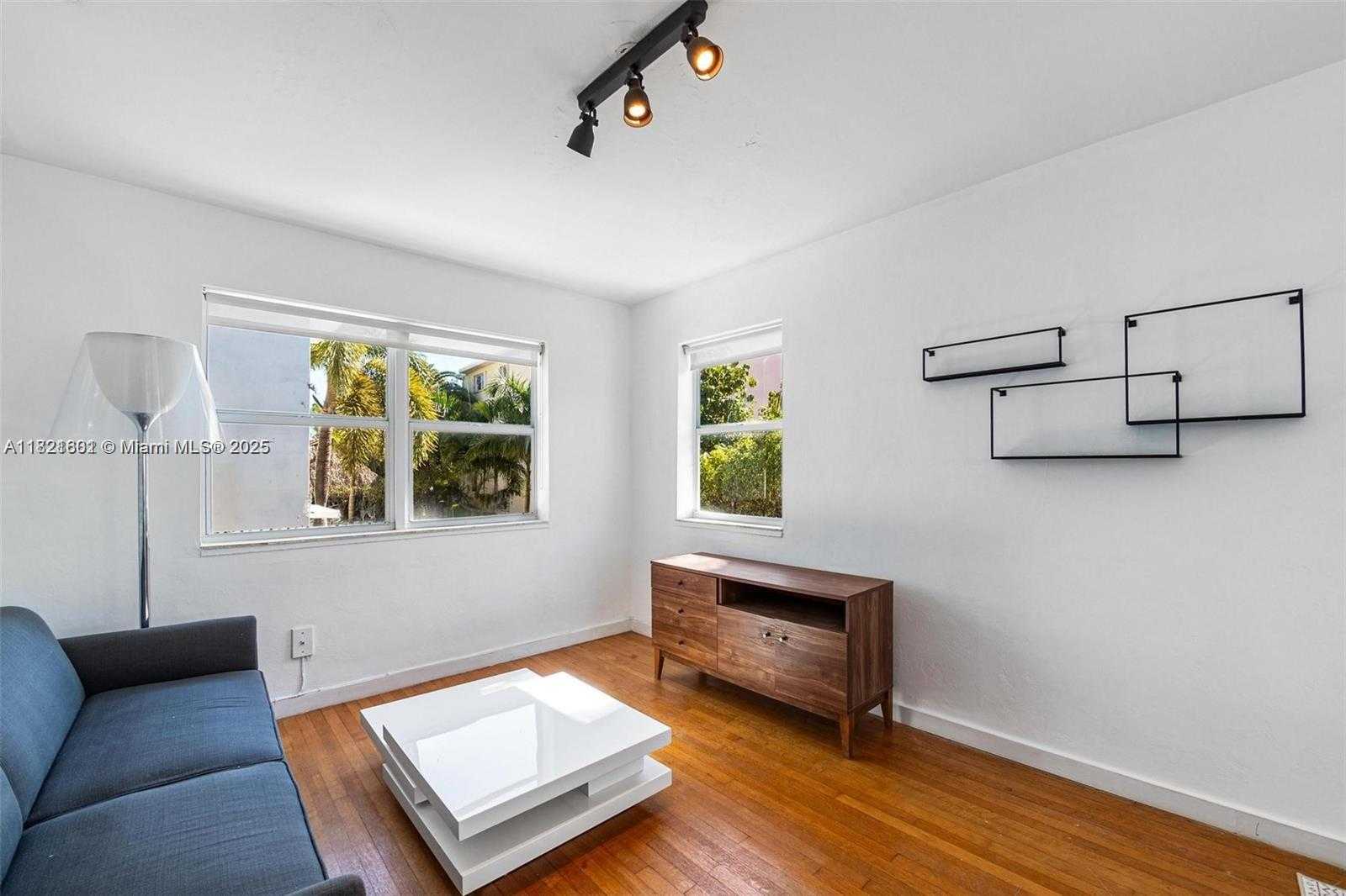 Small Image of 4015 NORTH MERIDIAN AVE #6, Miami Beach Number 5