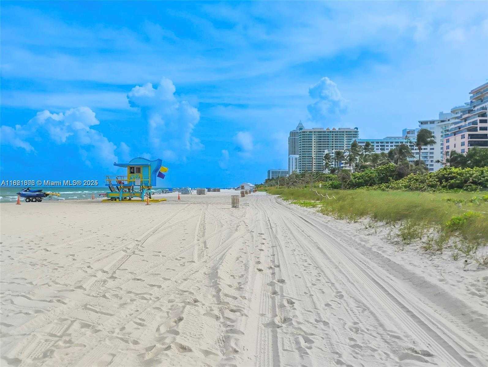 Small Image of 5445 COLLINS AVENUE #805, Miami Beach Number 35