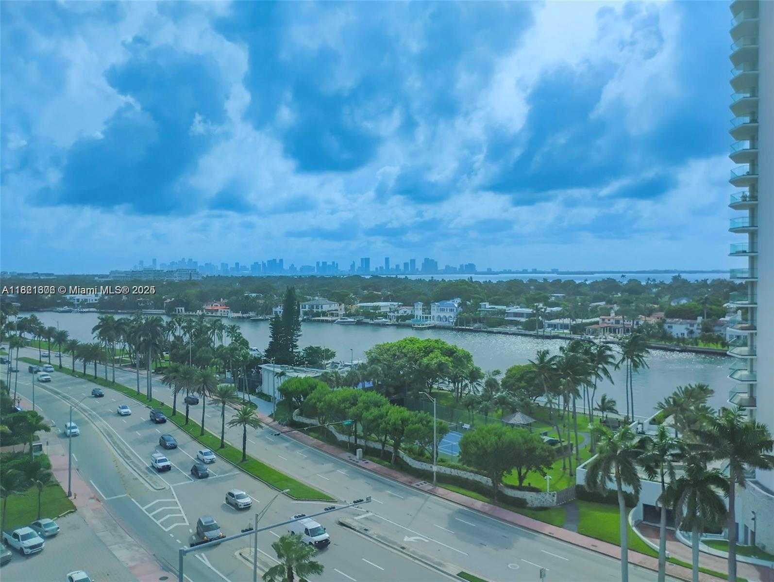 Small Image of 5445 COLLINS AVENUE #805, Miami Beach Number 9