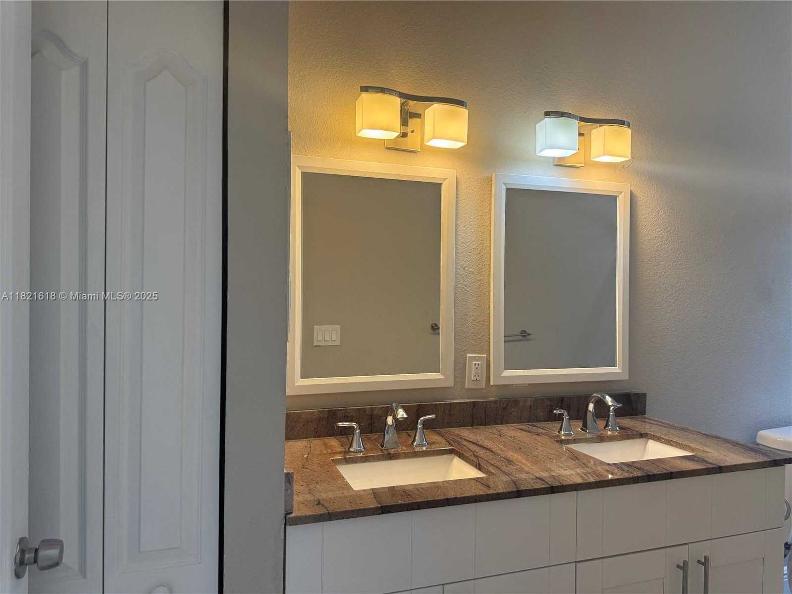 Small Image of 798 NORTH EAST 43 ST #B, Oakland Park Number 26