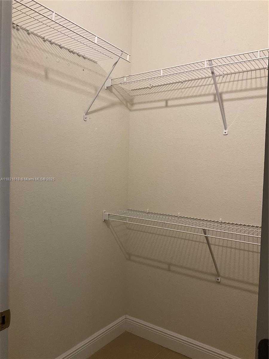 Small Image of 798 NORTH EAST 43 ST #B, Oakland Park Number 28
