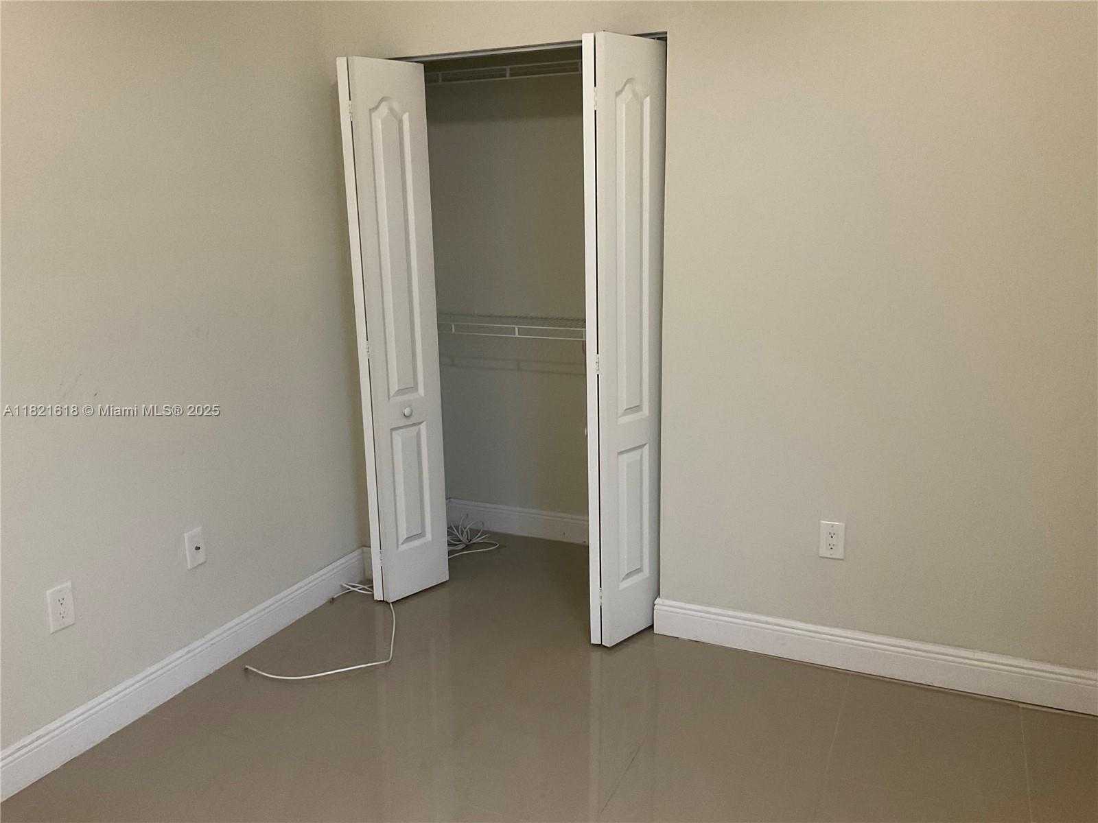 Small Image of 798 NORTH EAST 43 ST #B, Oakland Park Number 31