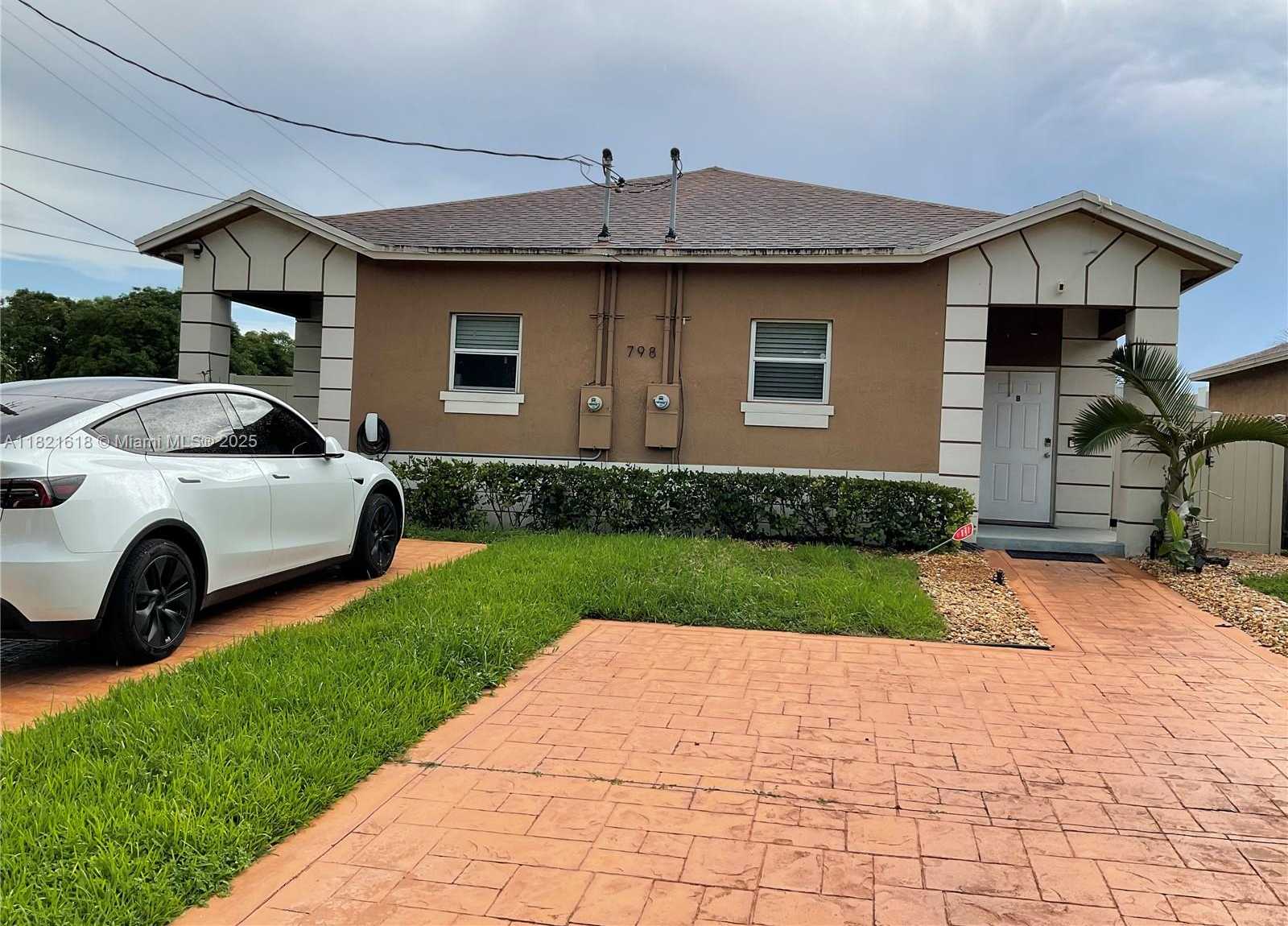 Small Image of 798 NORTH EAST 43 ST #B, Oakland Park Number 37