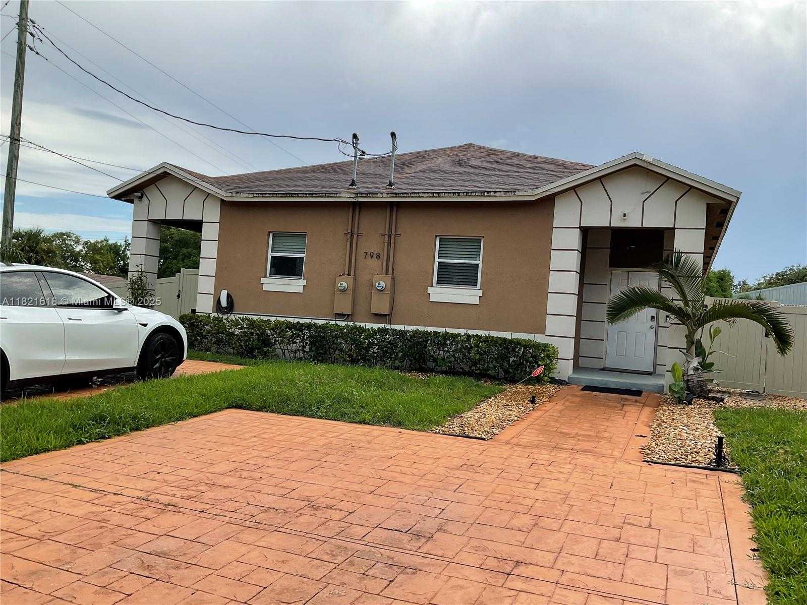 Small Image of 798 NORTH EAST 43 ST #B, Oakland Park Number 51