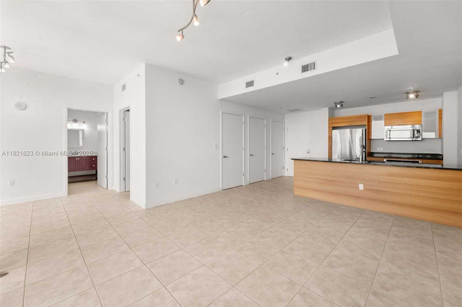 Small Image of 3301 NORTH EAST 1ST AVE #H1913, Miami Number 6