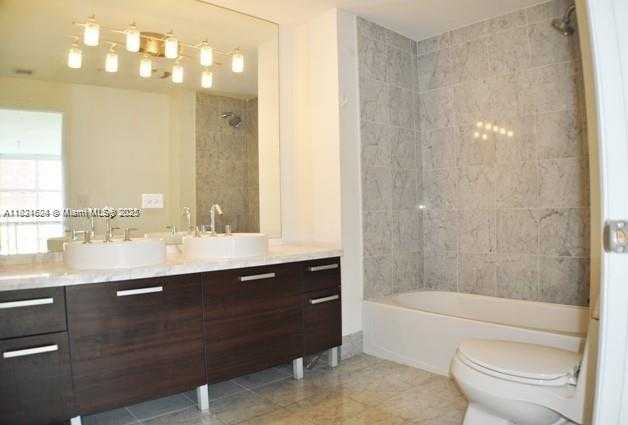 Small Image of 244 BISCAYNE BLVD #447, Miami Number 15