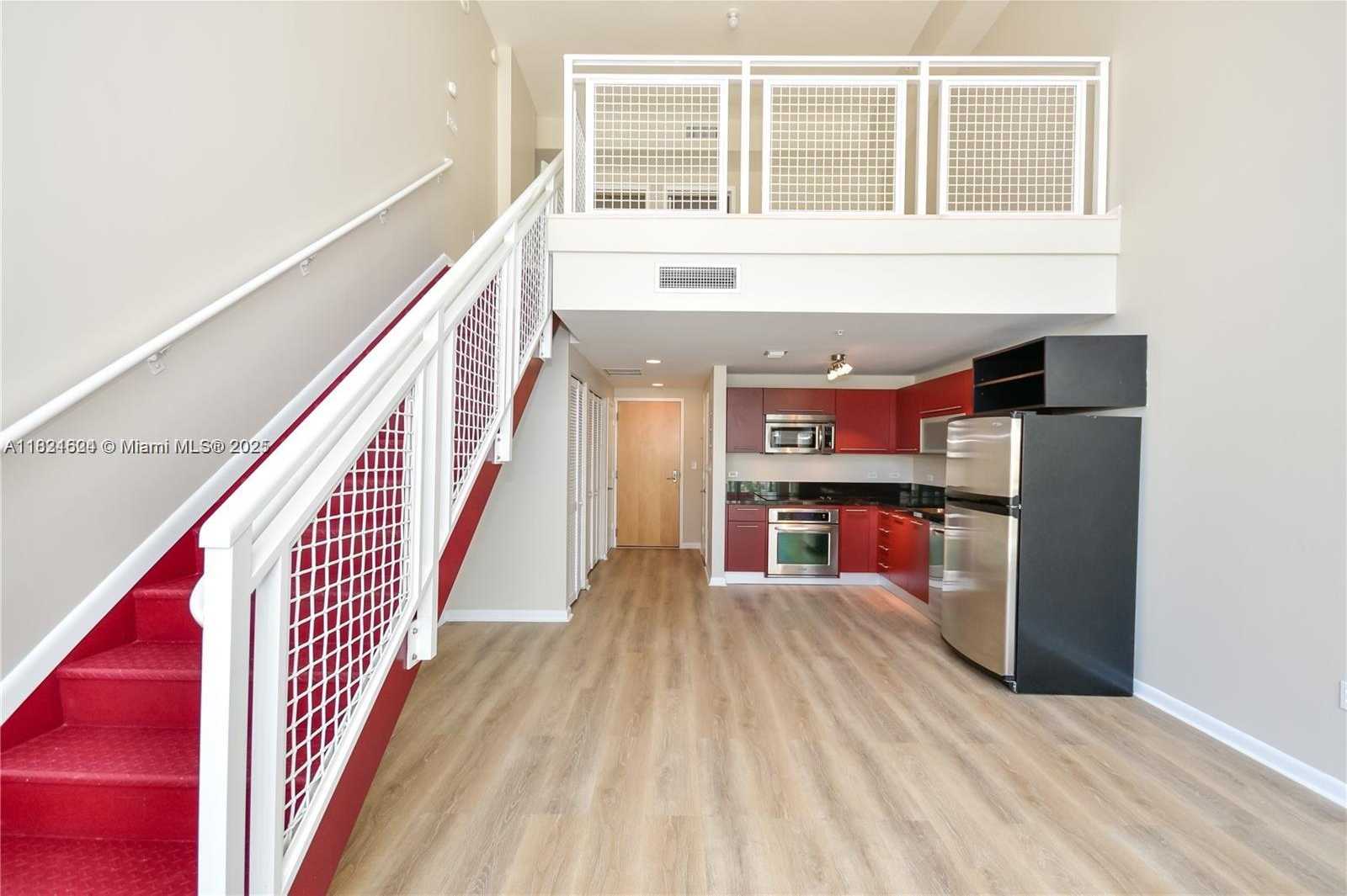 Small Image of 244 BISCAYNE BLVD #447, Miami Number 3