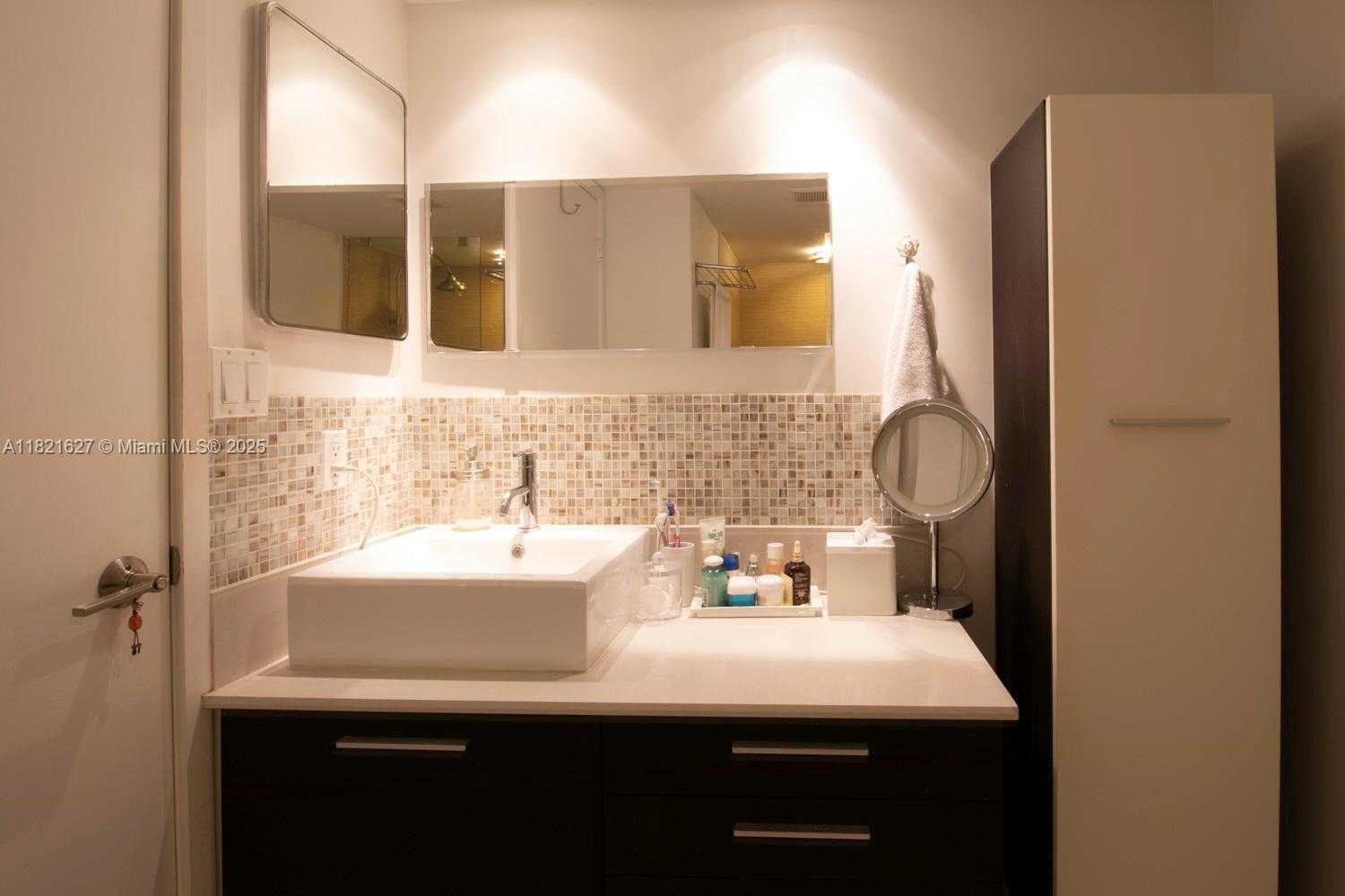 Small Image of 1627 BRICKELL AVE #2402, Miami Number 11