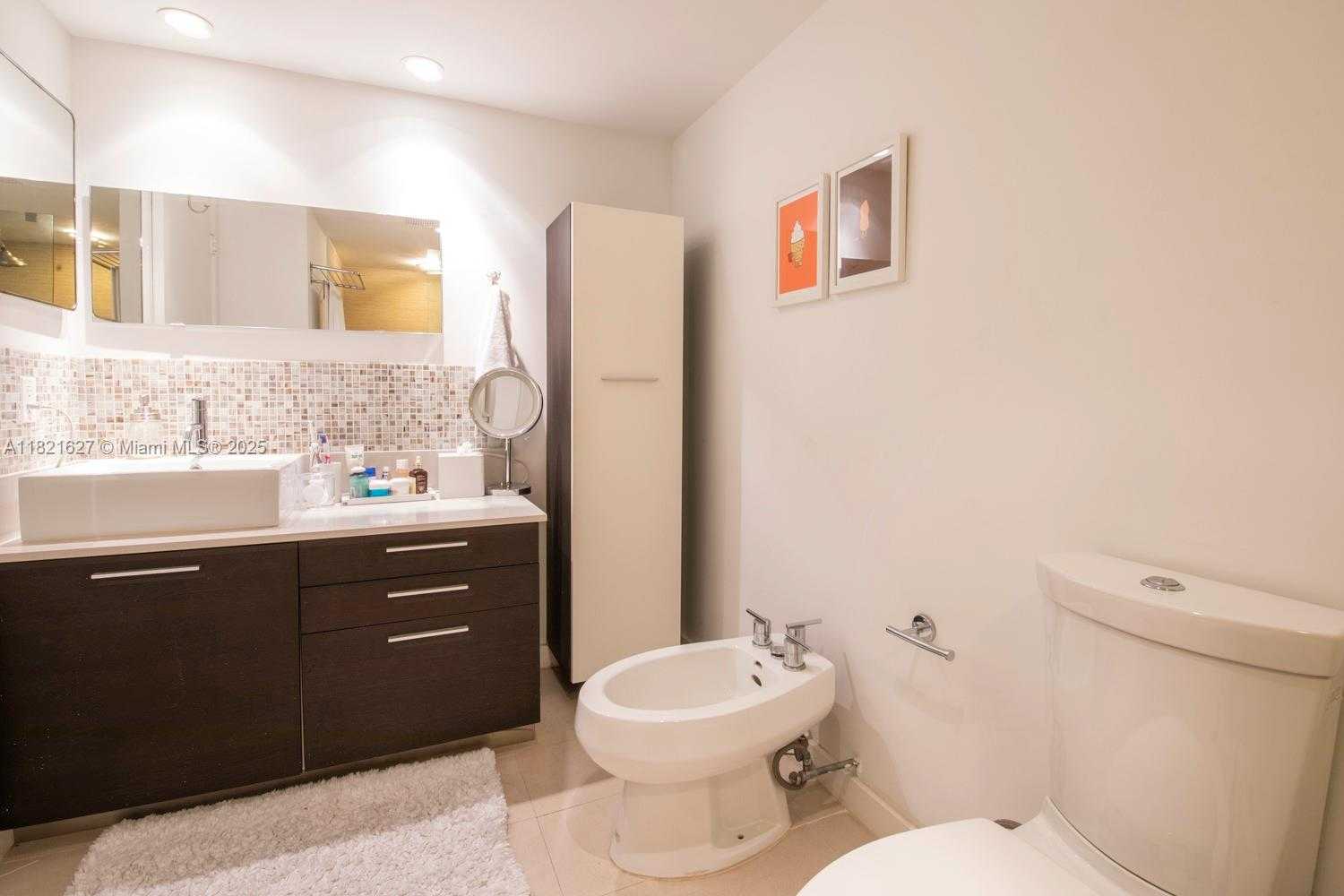 Small Image of 1627 BRICKELL AVE #2402, Miami Number 12