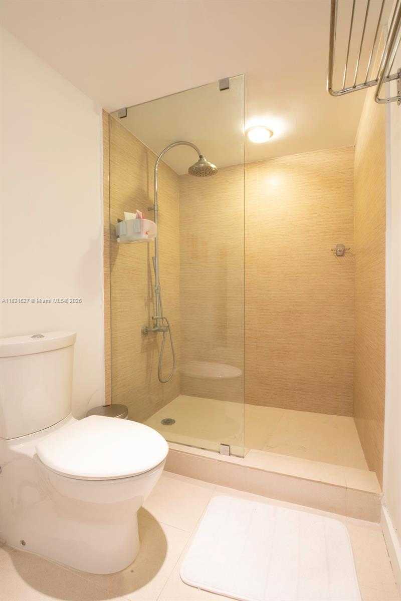 Small Image of 1627 BRICKELL AVE #2402, Miami Number 13