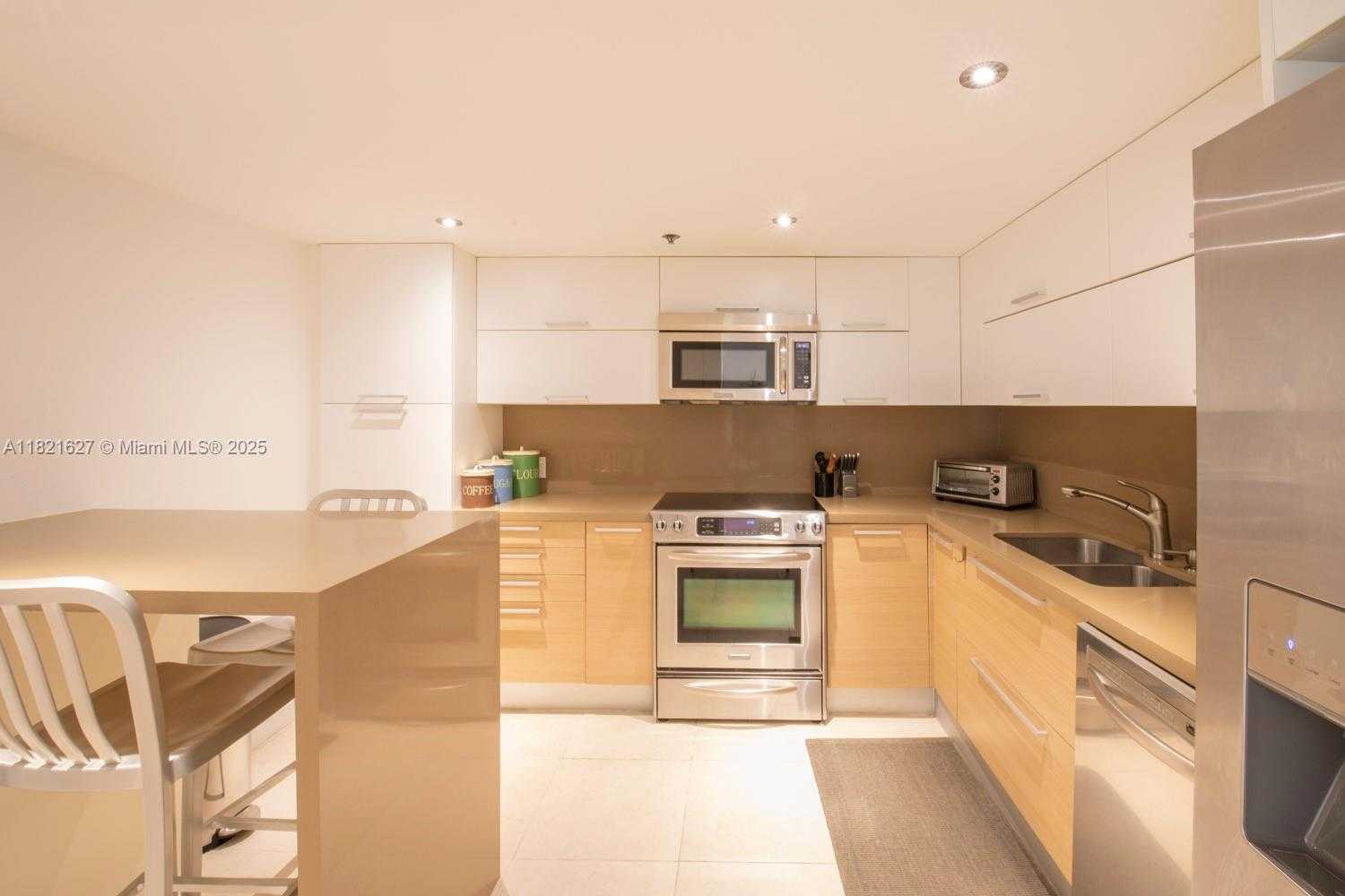 Small Image of 1627 BRICKELL AVE #2402, Miami Number 17