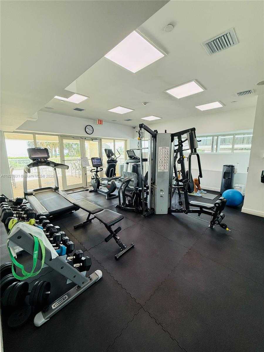 Small Image of 9499 COLLINS AVE #907, Surfside Number 32