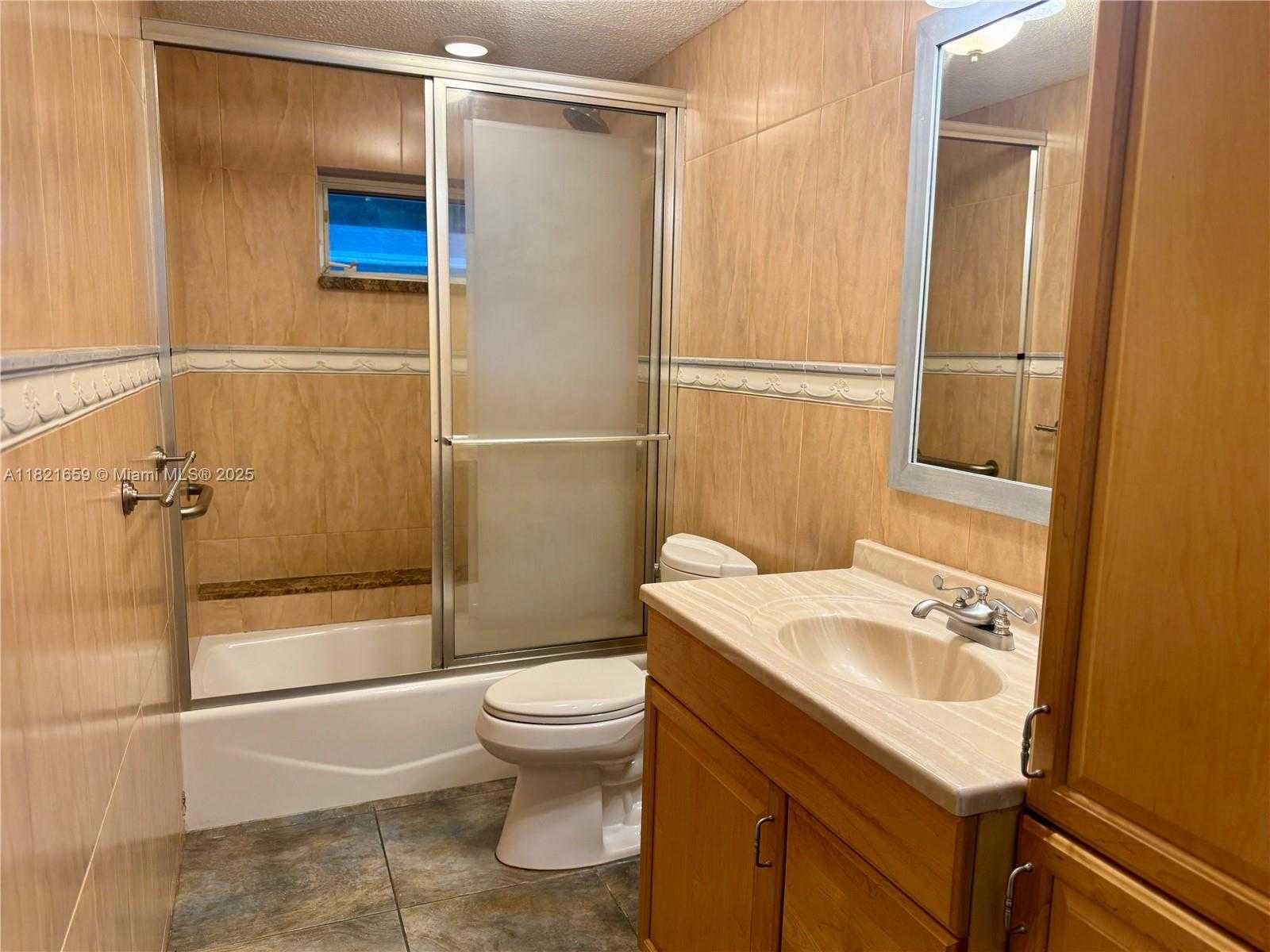 Small Image of 786 BOSTWICK DR #A, Key Largo Number 10