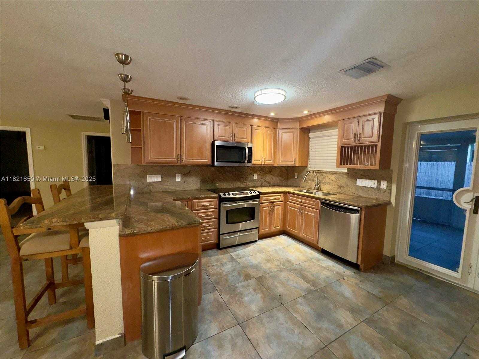 Small Image of 786 BOSTWICK DR #A, Key Largo Number 6