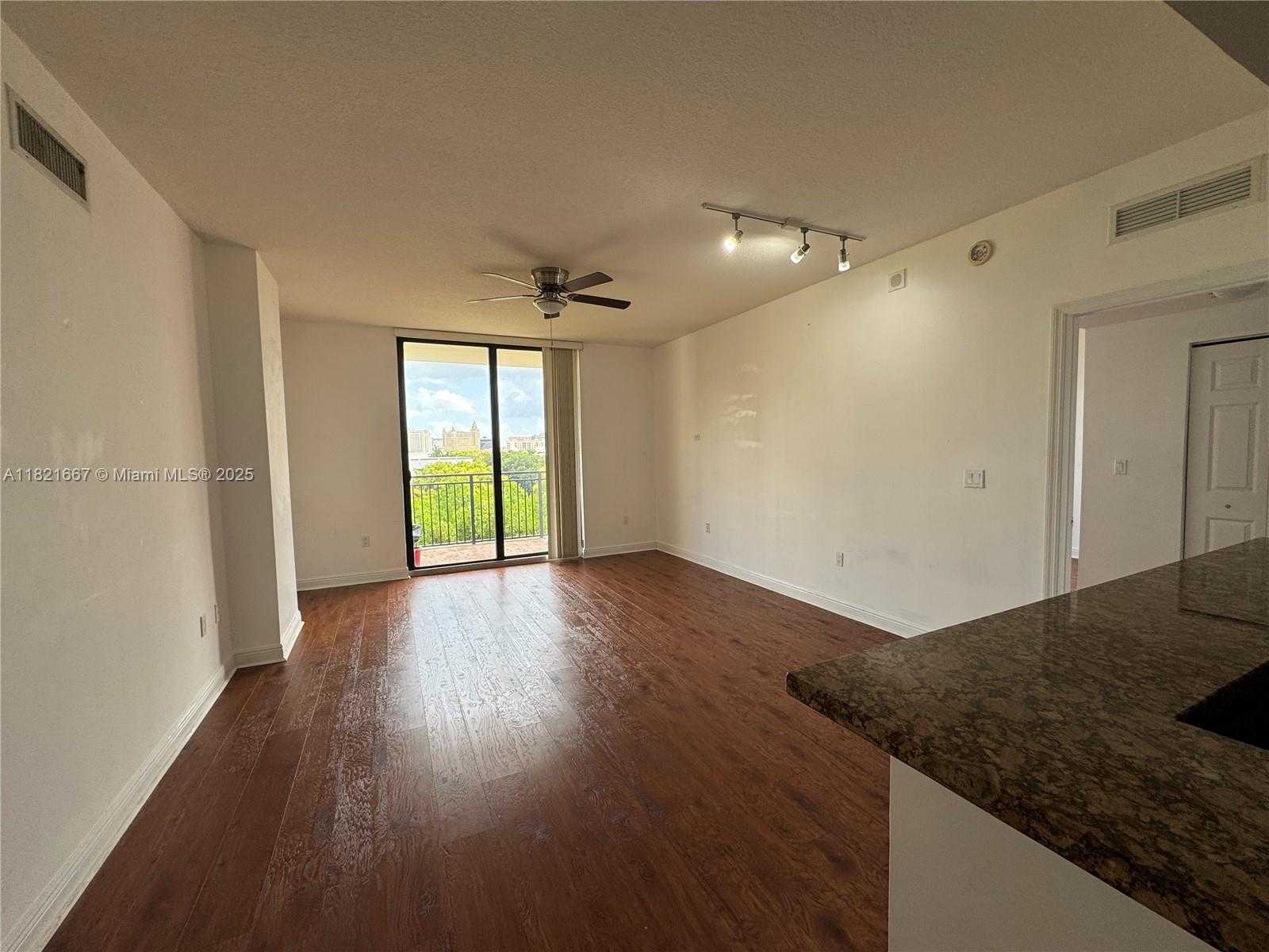 Small Image of 888 SOUTH DOUGLAS RD #503, Coral Gables Number 3