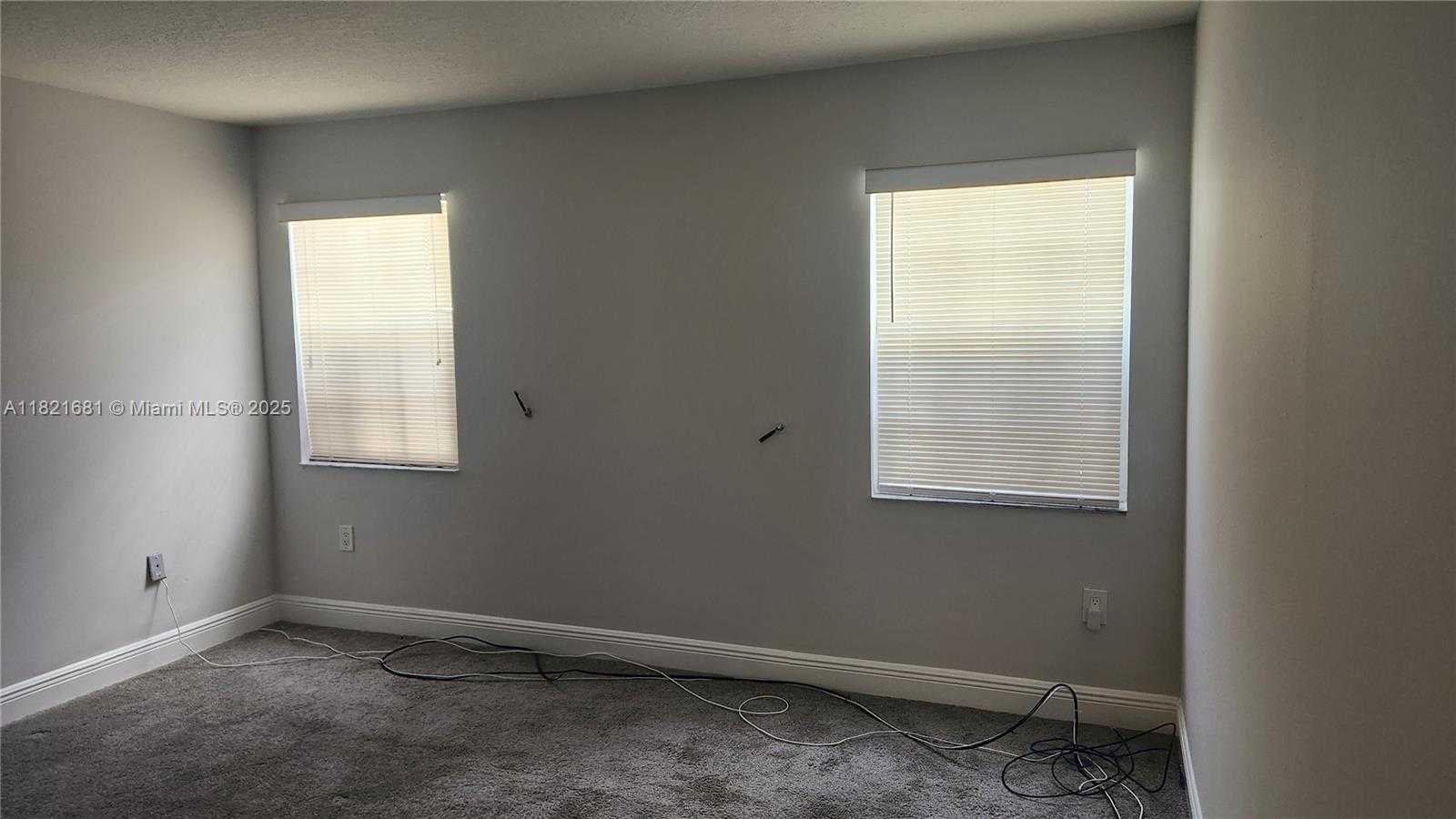 Small Image of 3243 NORTH WEST 203RD LN, Miami Gardens Number 10