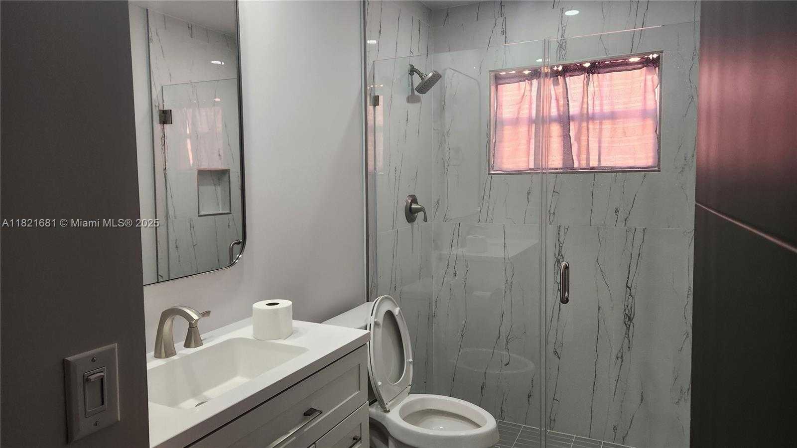Small Image of 3243 NORTH WEST 203RD LN, Miami Gardens Number 12