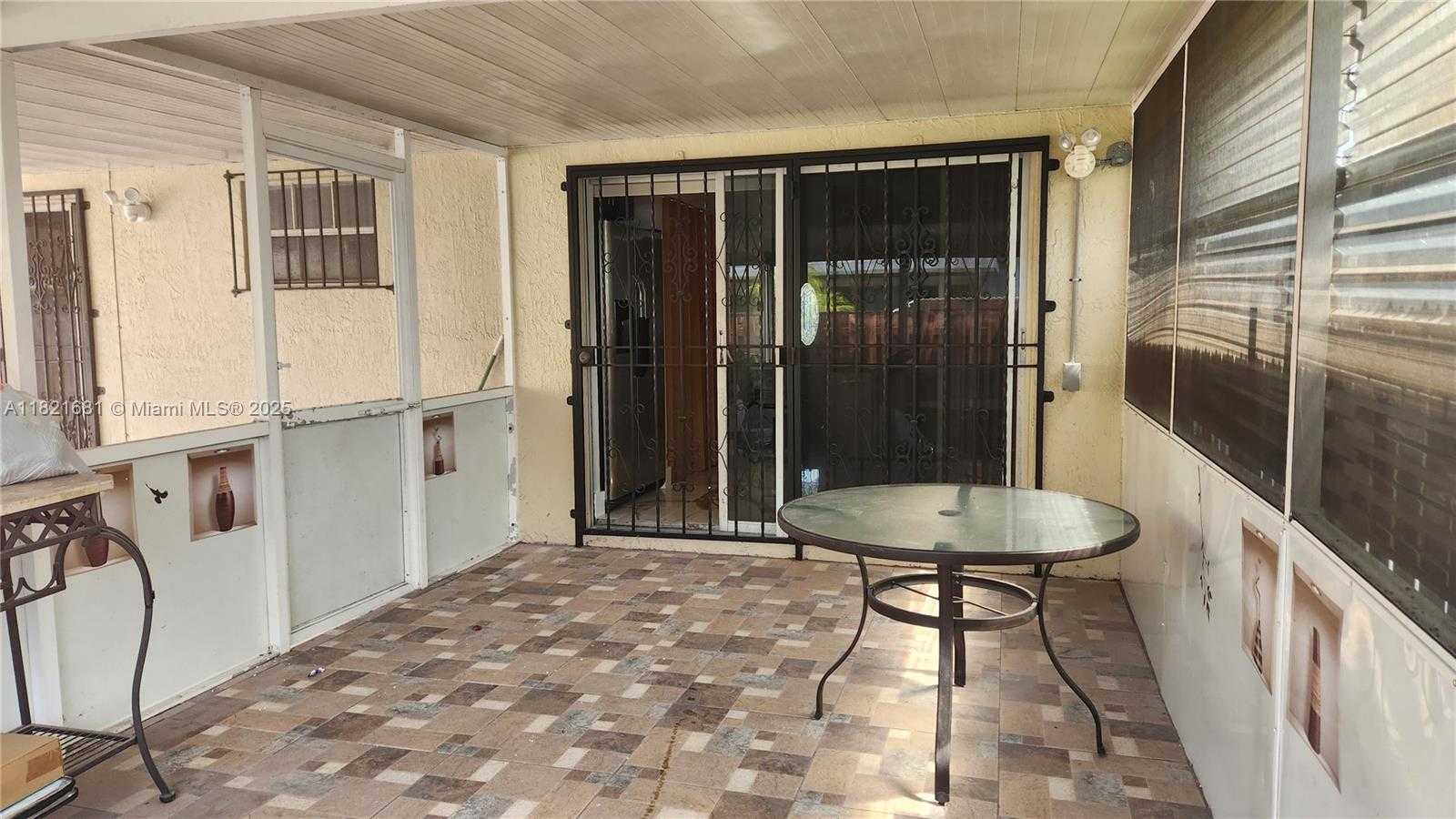 Small Image of 3243 NORTH WEST 203RD LN, Miami Gardens Number 9