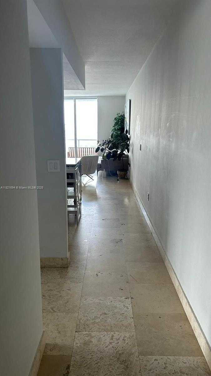 Small Image of 185 SOUTH WEST 7TH ST #3701, Miami Number 16