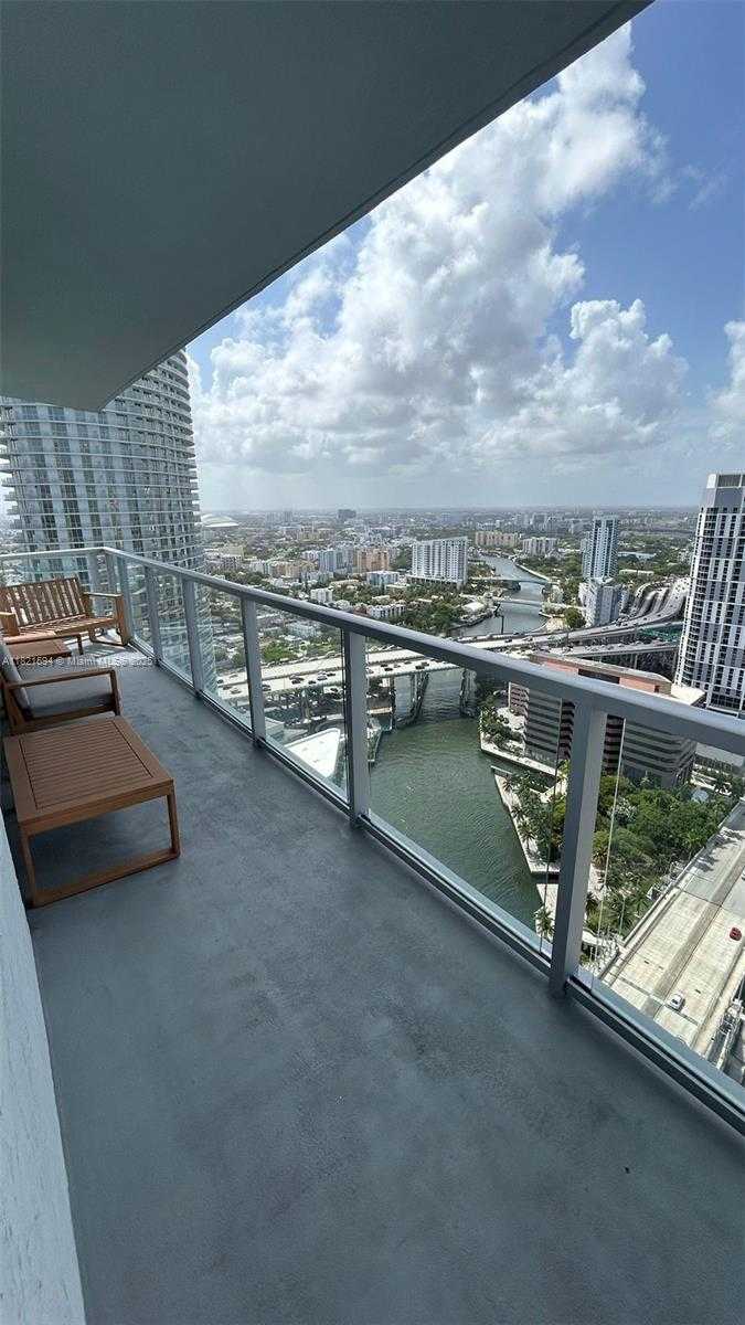 Small Image of 185 SOUTH WEST 7TH ST #3701, Miami Number 2