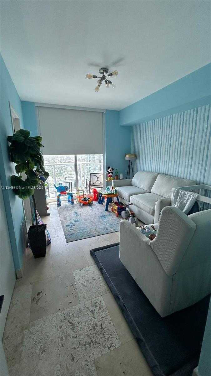 Small Image of 185 SOUTH WEST 7TH ST #3701, Miami Number 22